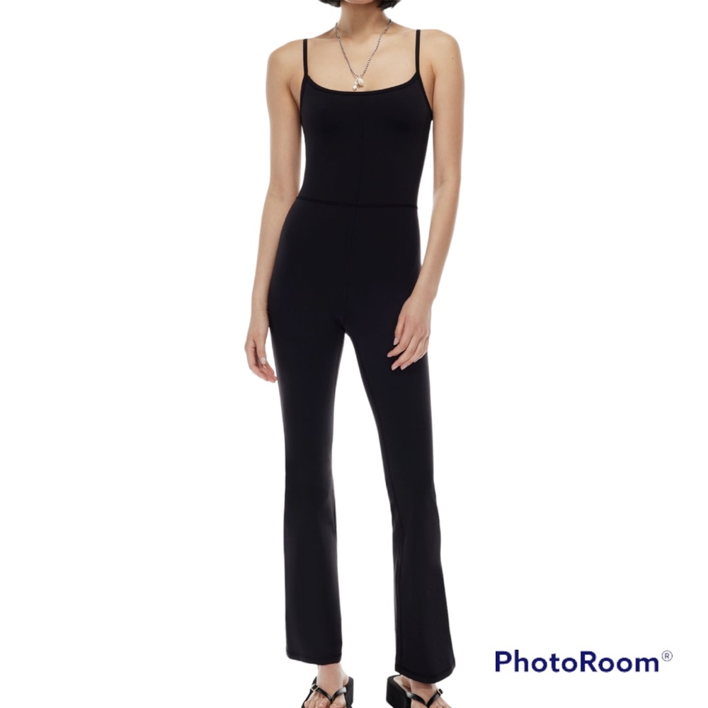 NWT; Aritzia Wilfred Free Divinity Kick Flare Jumpsuit XS